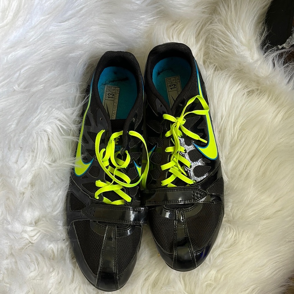 Men size 13 Nike sprint black sneaker